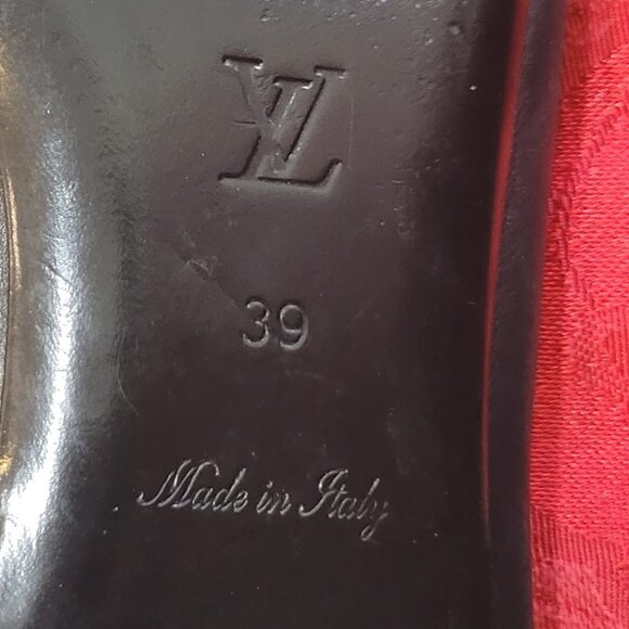 Louis Vuitton Ebene Damier Flat/Loafers with Gold LV Chain~Very Rare! - Picture 7 of 15